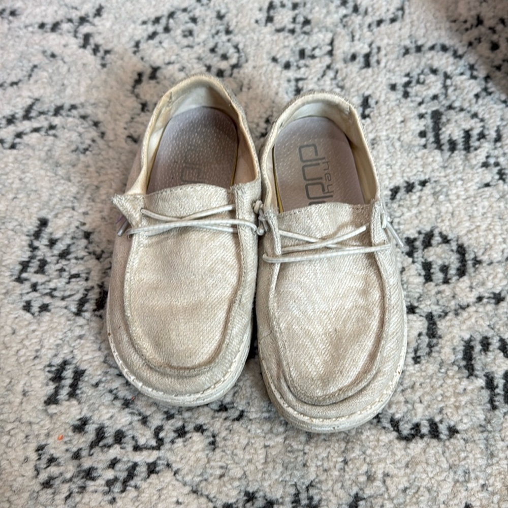 Girls Hey Dude slip on shoes size 1